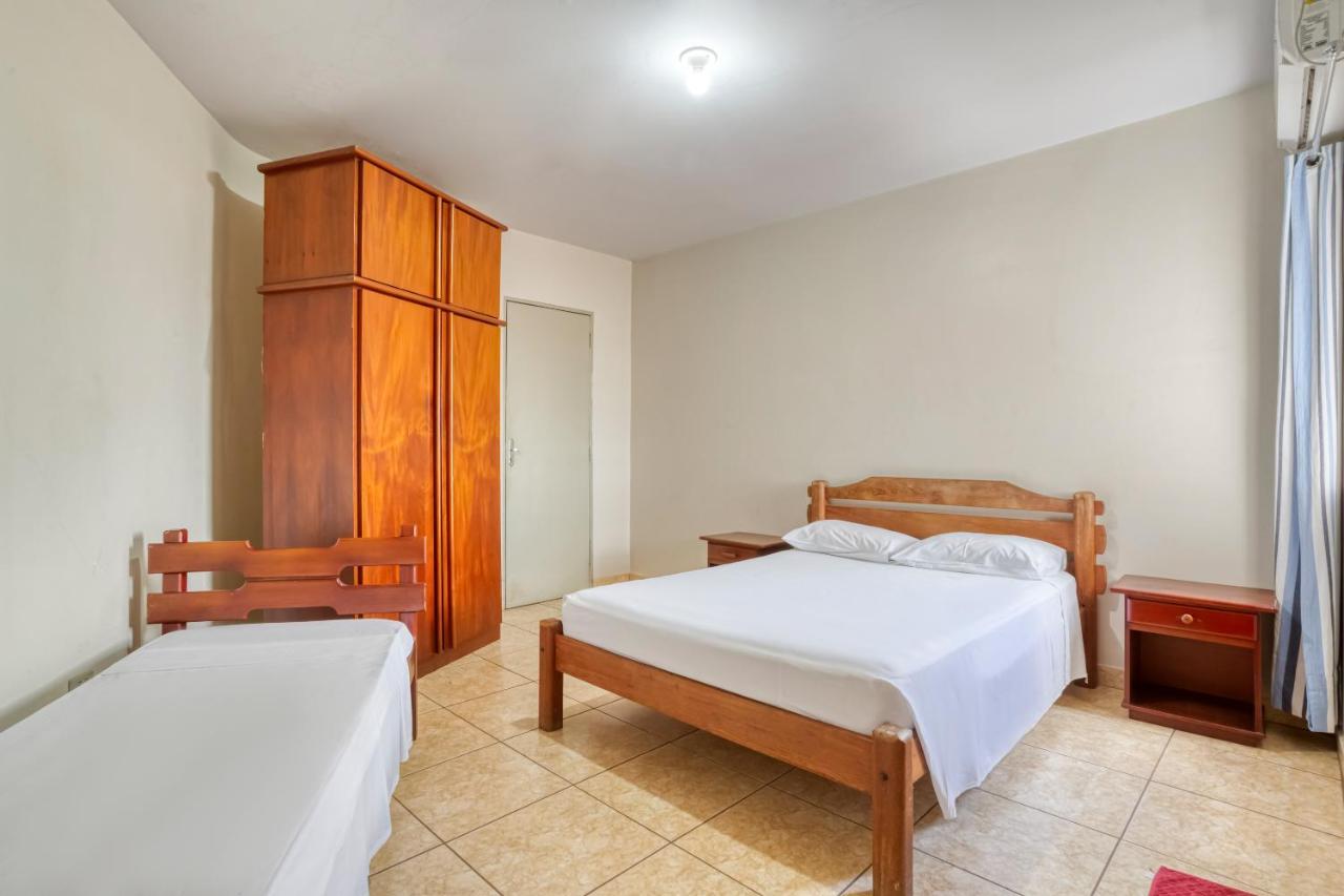 Hotel Aguia Morrinhos  Екстер'єр фото